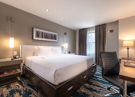 Hotel Felix River North/Magnificent Mile