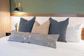 Petty Ranch Inn