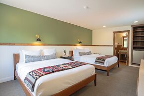 Petty Ranch Inn