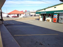 Economy Inn Express Warren