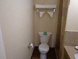 Economy Inn Express Warren