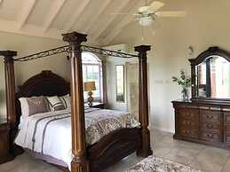 Retreat Guesthouse Luxury Suites