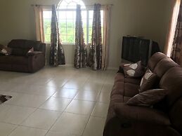 Retreat Guesthouse Luxury Suites