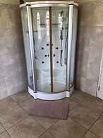 Retreat Guesthouse Luxury Suites