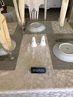 Retreat Guesthouse Luxury Suites