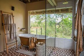 Thornybush Game Lodge