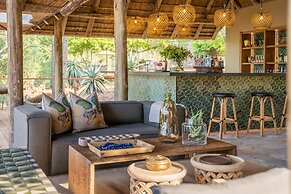 Thornybush Game Lodge