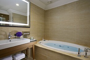 UNA HOTELS Decò Roma