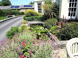 Rose In Vale Country House Hotel