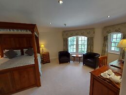 Rose In Vale Country House Hotel