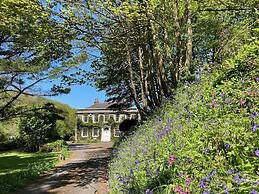 Rose In Vale Country House Hotel