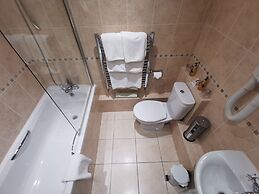 Rose In Vale Country House Hotel