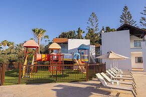 Kapetanios Aqua Resort