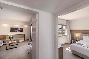 Kapetanios Aqua Resort