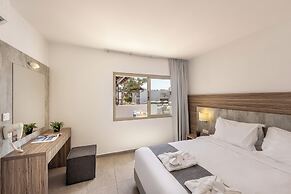 Kapetanios Aqua Resort