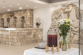 Kapetanios Aqua Resort