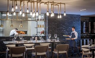 Clayton Hotel Dublin Airport