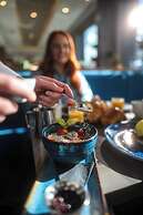 Clayton Hotel Dublin Airport