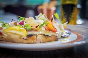 Clayton Hotel Dublin Airport