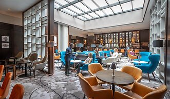 Clayton Hotel Dublin Airport