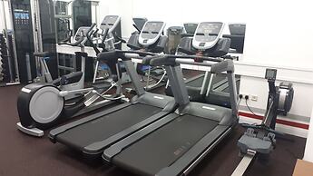 Clayton Hotel Dublin Airport