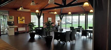 ibis Styles Segre