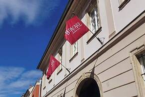 Buda Castle Hotel