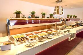 Bahía Suites Camp De Mar