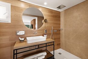 Bahía Suites Camp De Mar