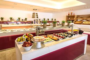 Bahía Suites Camp De Mar