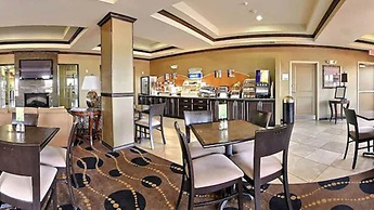 Holiday Inn Express Hotel & Suites Clovis by IHG