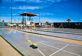 Voyager Resort Inn
