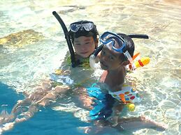 Hai Tide Beach Resort