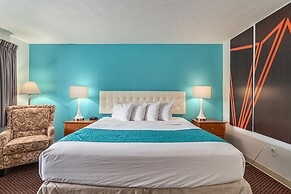 Howard Johnson by Wyndham Traverse City