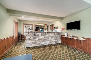 Howard Johnson by Wyndham Traverse City