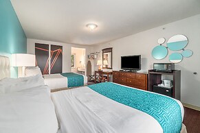 Howard Johnson by Wyndham Traverse City