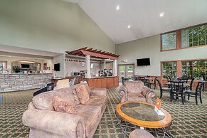 Howard Johnson by Wyndham Traverse City