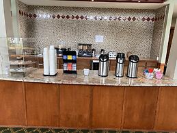 Howard Johnson by Wyndham Traverse City