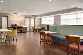 Hampton Inn St. Louis - Columbia