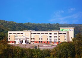 Holiday Inn Express West Cincinnati, an IHG Hotel