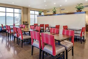 Comfort Suites Jonesboro University Area