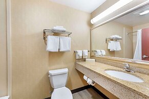 Best Western Plus Victor Inn & Suites