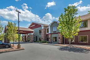 Best Western Plus Victor Inn & Suites