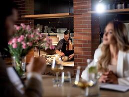 City Park Hotel & Residence