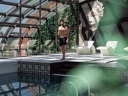 City Park Hotel & Residence