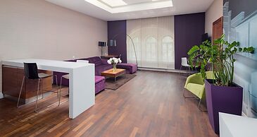 City Park Hotel & Residence