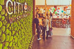 City Park Hotel & Residence