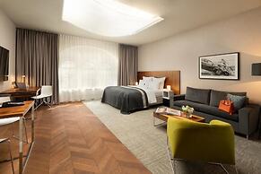 City Park Hotel & Residence