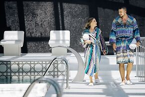 City Park Hotel & Residence