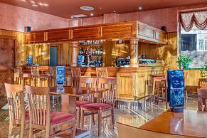 Senator Granada Hotel